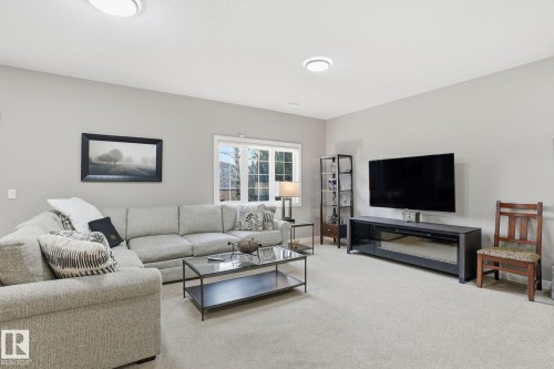 12 3090 Cameron Heights Way, Edmonton, AB - Indoor Photo Showing Living Room
