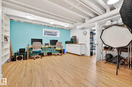 1954 119A Street, Edmonton, AB - Indoor