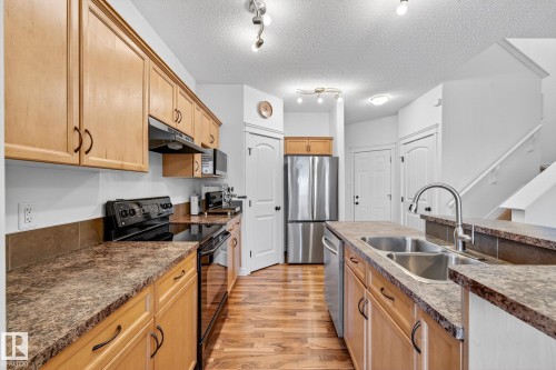 1954 119A Street, Edmonton, AB - Indoor Photo Showing Kitchen With Double Sink