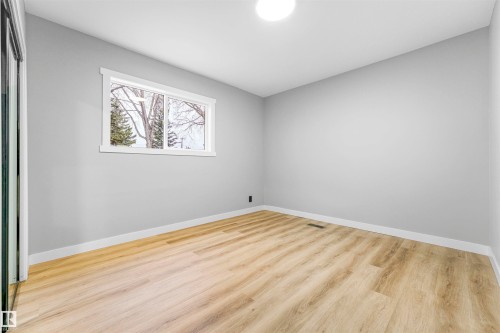 Edmonton, AB - Indoor Photo Showing Other Room
