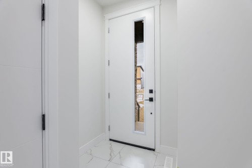 1915 49 Street, Edmonton, AB -  Photo Showing Other Room