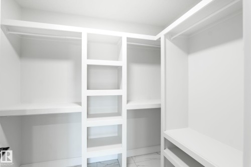 1915 49 Street, Edmonton, AB - Indoor With Storage