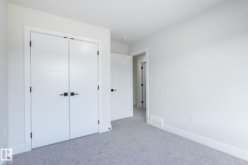 1915 49 Street, Edmonton, AB - Indoor Photo Showing Other Room