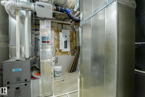 1915 49 Street, Edmonton, AB - Indoor Photo Showing Basement