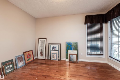 33 Eldorado Drive, St. Albert, AB - Indoor Photo Showing Other Room