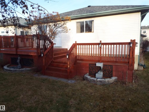 29 Meadowview Drive, Leduc, AB - Outdoor With Deck Patio Veranda With Exterior