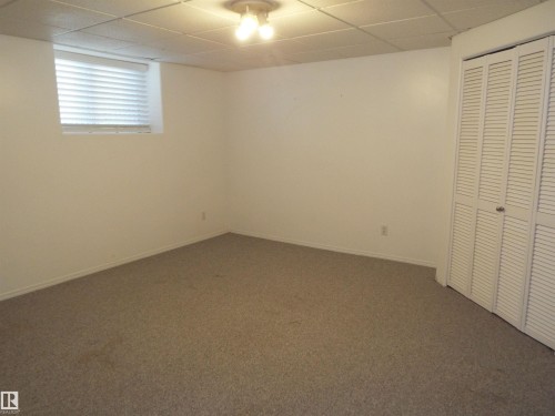 29 Meadowview Drive, Leduc, AB - Indoor Photo Showing Other Room