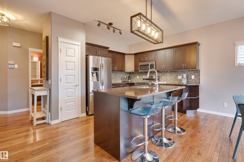 1930 Chapman Road, Edmonton, AB - Indoor Photo Showing Kitchen