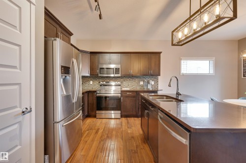 1930 Chapman Road, Edmonton, AB - Indoor Photo Showing Kitchen With Double Sink With Upgraded Kitchen