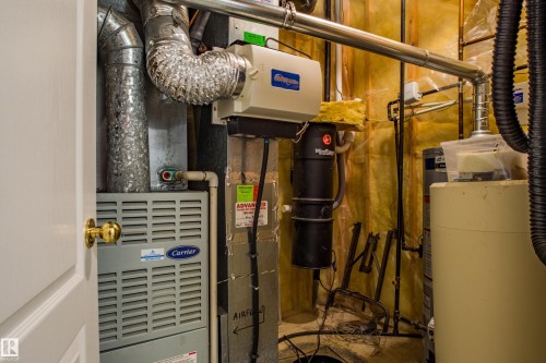 247 Lindsay Crescent, Edmonton, AB - Indoor Photo Showing Basement