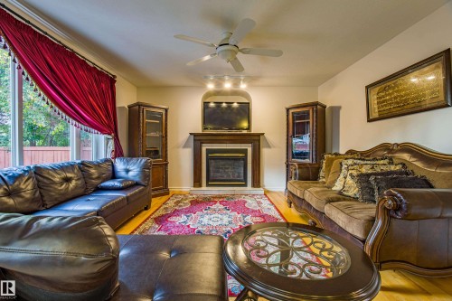 247 Lindsay Crescent, Edmonton, AB - Indoor Photo Showing Living Room With Fireplace