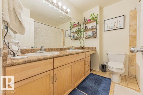 9707 105 Street, Edmonton, AB - Indoor Photo Showing Bathroom