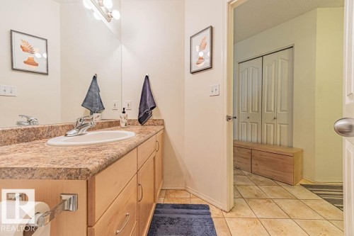 801 9707 105 Street, Edmonton, AB - Indoor Photo Showing Bathroom