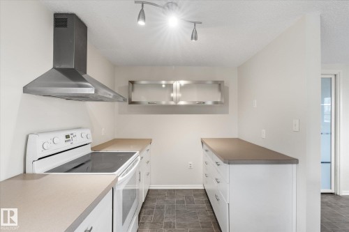 102 3510 Ste. Anne Trail, Rural Lac Ste. Anne County, AB - Indoor Photo Showing Laundry Room