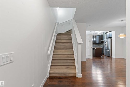 3120 Paisley Road, Edmonton, AB - Indoor Photo Showing Other Room