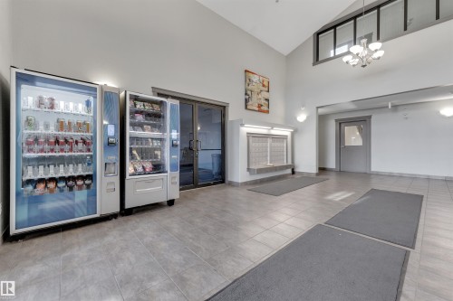 430 111 Edwards Drive, Edmonton, AB - Indoor Photo Showing Other Room