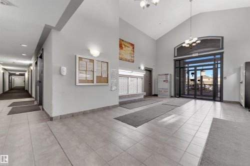430 111 Edwards Drive, Edmonton, AB - Indoor Photo Showing Other Room