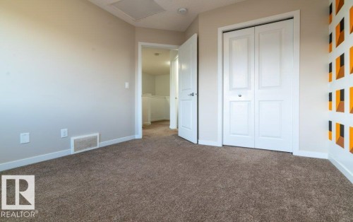 2031 52 Street Sw, Edmonton, AB - Indoor