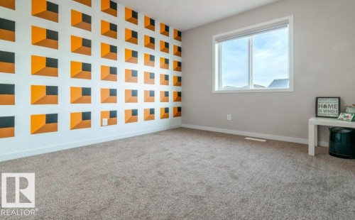 2031 52 Street Sw, Edmonton, AB - Indoor