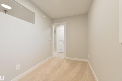 6 Cobblestone Gate, Spruce Grove, AB - Indoor Photo Showing Other Room