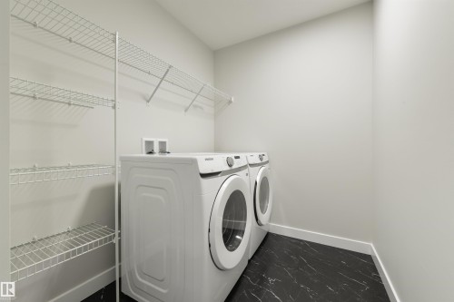 6 Cobblestone Gate, Spruce Grove, AB - Indoor Photo Showing Laundry Room