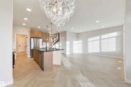 6 Cobblestone Gate, Spruce Grove, AB - Indoor Photo Showing Kitchen With Upgraded Kitchen