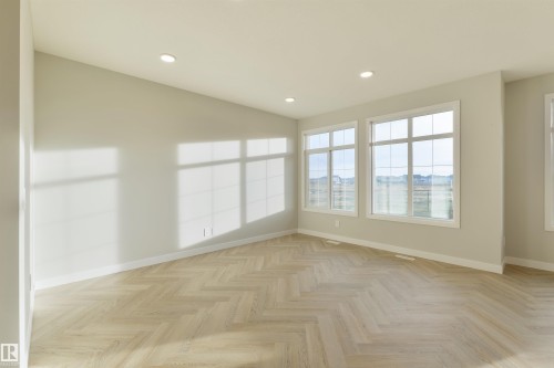 6 Cobblestone Gate, Spruce Grove, AB - Indoor Photo Showing Other Room