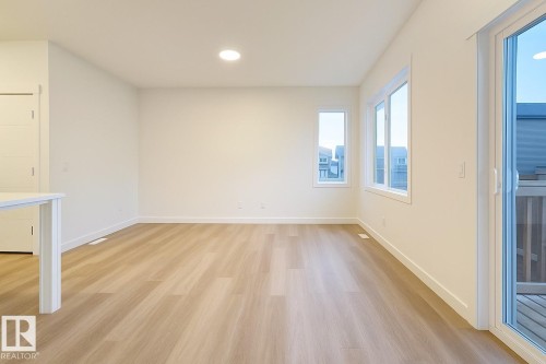 17 710 Mattson Drive, Edmonton, AB - Indoor Photo Showing Other Room
