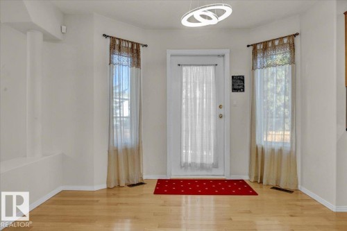 3676 30 Street, Edmonton, AB - Indoor Photo Showing Other Room