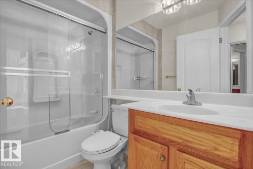 3676 30 Street, Edmonton, AB - Indoor Photo Showing Bathroom