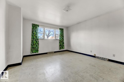 12007 69 Street, Edmonton, AB - Indoor Photo Showing Other Room