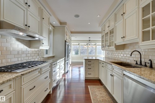 10317 Villa Avenue, Edmonton, AB - Indoor Photo Showing Kitchen With Double Sink With Upgraded Kitchen