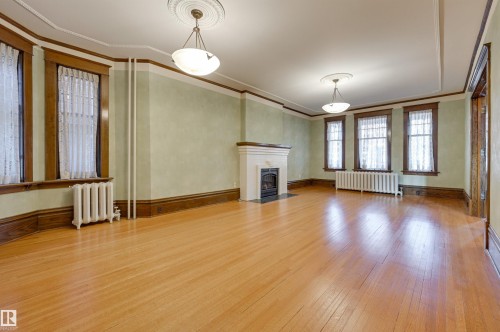 10317 Villa Avenue, Edmonton, AB - Indoor With Fireplace