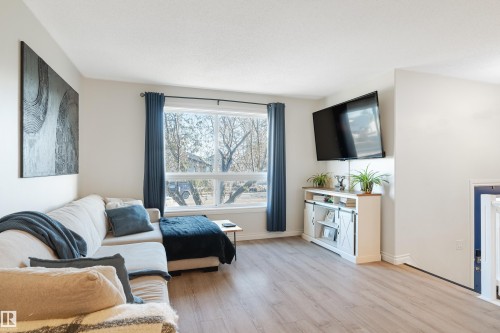 4134 51 Street, Gibbons, AB - Indoor Photo Showing Living Room