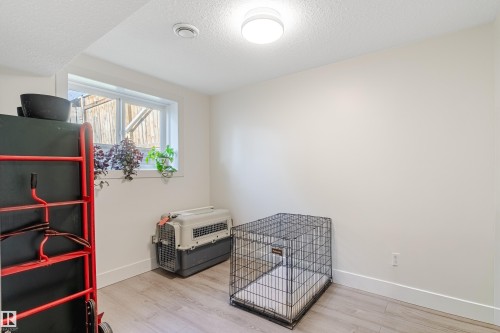 4134 51 Street, Gibbons, AB - Indoor Photo Showing Other Room