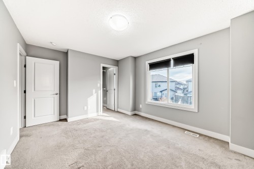 23 2922 Maple Way, Edmonton, AB - Indoor Photo Showing Other Room