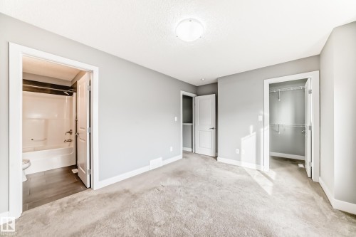 23 2922 Maple Way, Edmonton, AB - Indoor Photo Showing Other Room