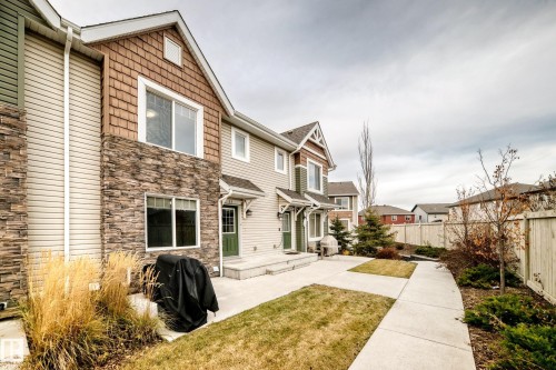 23 2922 Maple Way, Edmonton, AB - Outdoor
