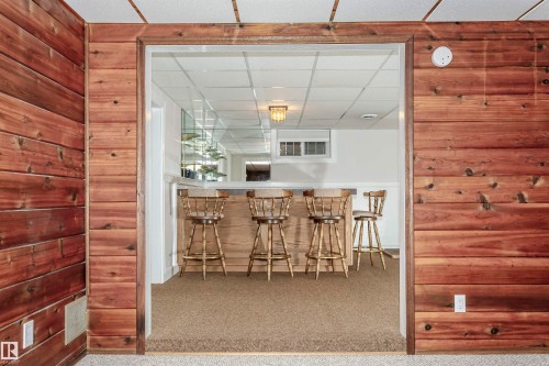 5403 102 Avenue, Edmonton, AB - Indoor Photo Showing Other Room