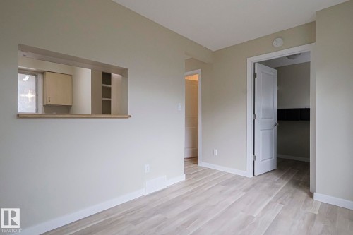 95 Wellington Crescent, Spruce Grove, AB - Indoor Photo Showing Other Room
