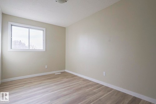 95 Wellington Crescent, Spruce Grove, AB - Indoor Photo Showing Other Room
