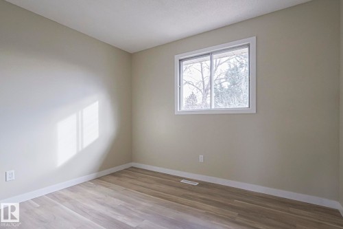 95 Wellington Crescent, Spruce Grove, AB - Indoor Photo Showing Other Room