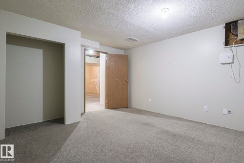95 Wellington Crescent, Spruce Grove, AB - Indoor Photo Showing Other Room