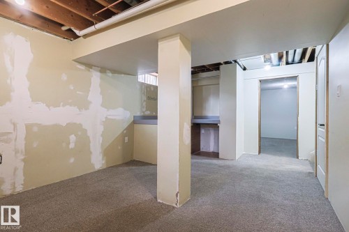 95 Wellington Crescent, Spruce Grove, AB - Indoor Photo Showing Basement