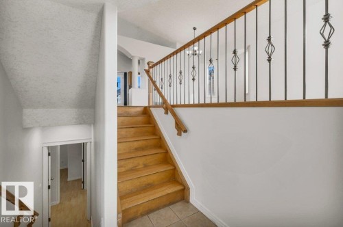 6144 165 Avenue, Edmonton, AB - Indoor Photo Showing Other Room