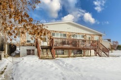 5829 52 Street  Wetaskiwin, AB T9A 2W5