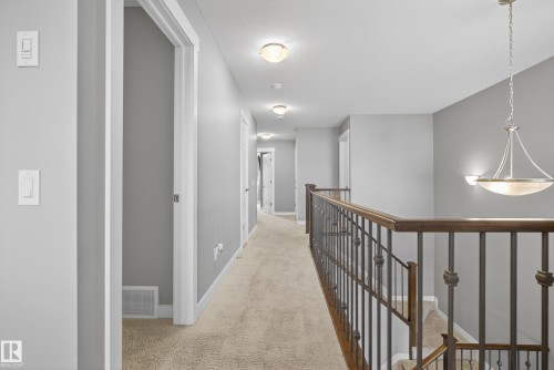 17032 43 Street, Edmonton, AB - Indoor Photo Showing Other Room