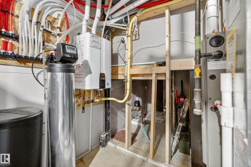 17032 43 Street, Edmonton, AB - Indoor Photo Showing Basement