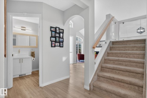 7224 158 Avenue, Edmonton, AB - Indoor Photo Showing Other Room