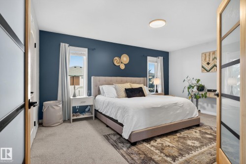 7224 158 Avenue, Edmonton, AB - Indoor Photo Showing Bedroom